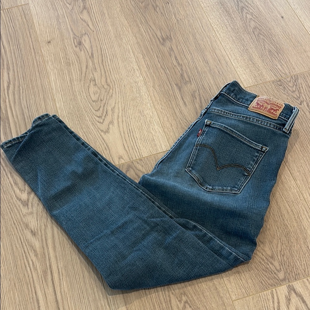 Levis skinny jeans